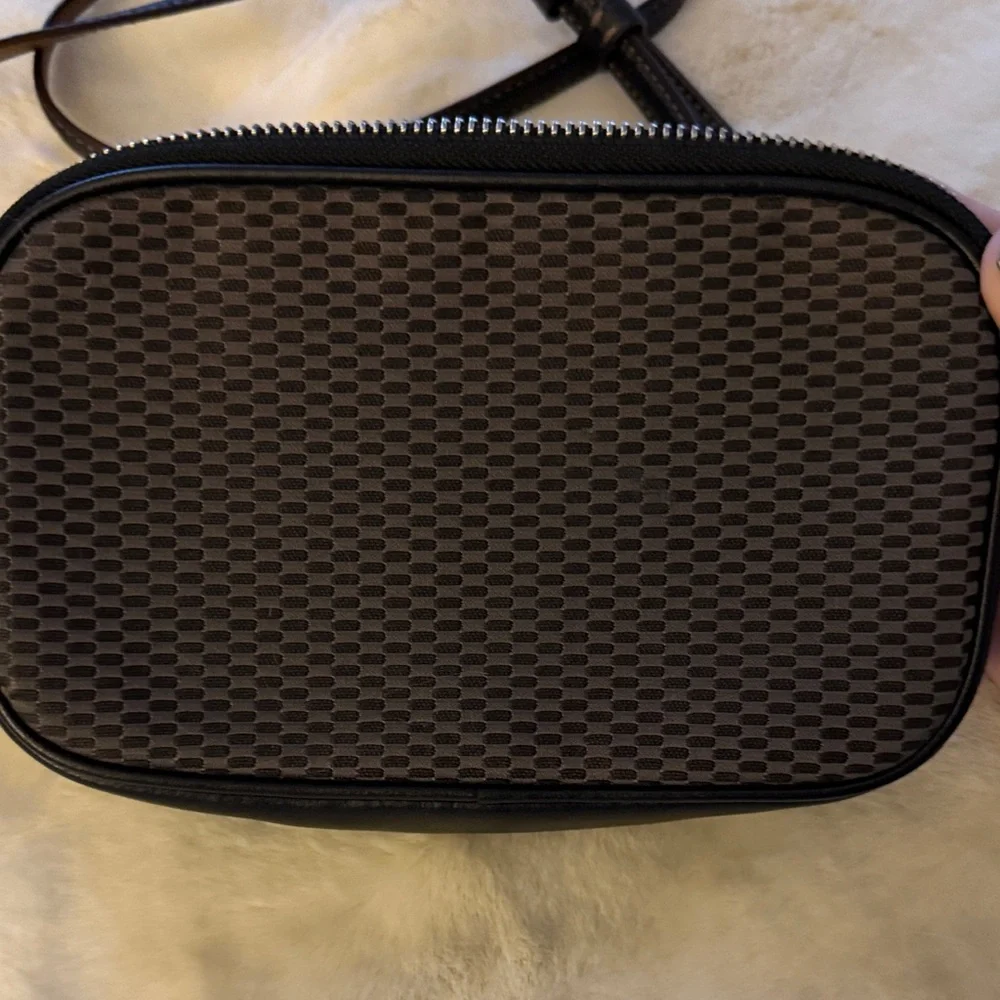 Coach Graham Crossbody Bag EUC - Picture 4 of 5